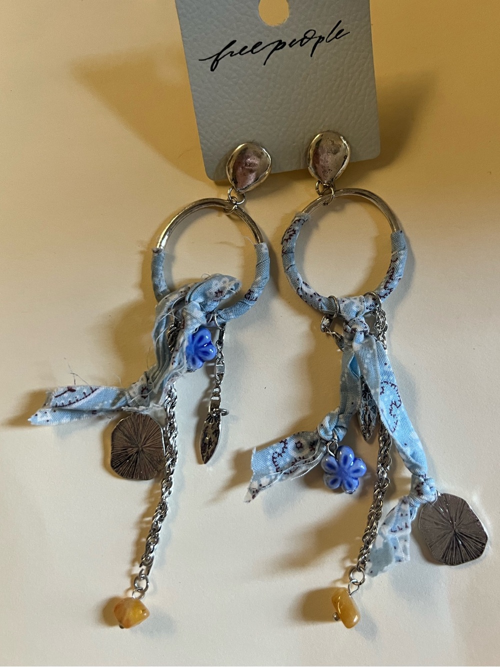 Free People Juniper Hoop Earrings NWT MSRP $48 - Picture 4 of 5
